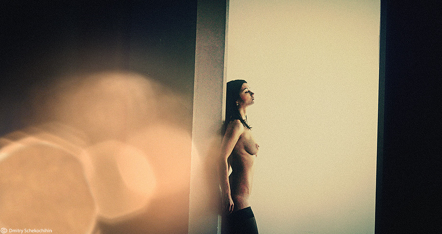 nudebloggr:  ***