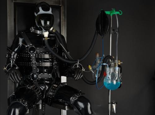 ruffropes:  asphixiaskin:  This is just horny on so many levels.  