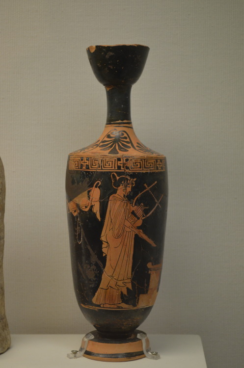 greek-museums:Archaeological Museum of Piraeus:Lekythos with a depiction of Apollo holding a phiale 