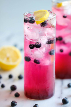 do-not-touch-my-food:  Blueberry Lemonade 