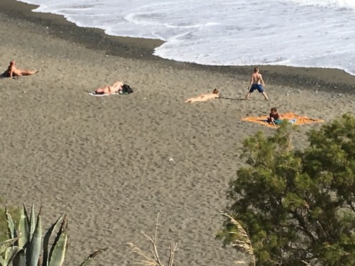 May 2018 - further views of Lentas/Dytiko peaceful nude beach !