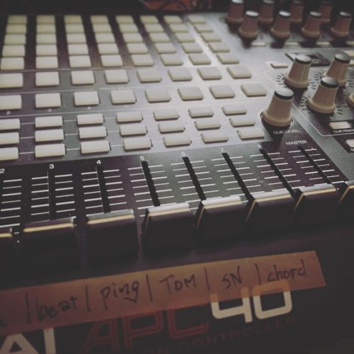 #gearporn #akai #apc40https://www.instagram.com/p/CQVK6CBhn-V/?utm_medium=tumblr