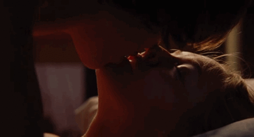 sexy-bloom:  Spot The Virgin - Test 