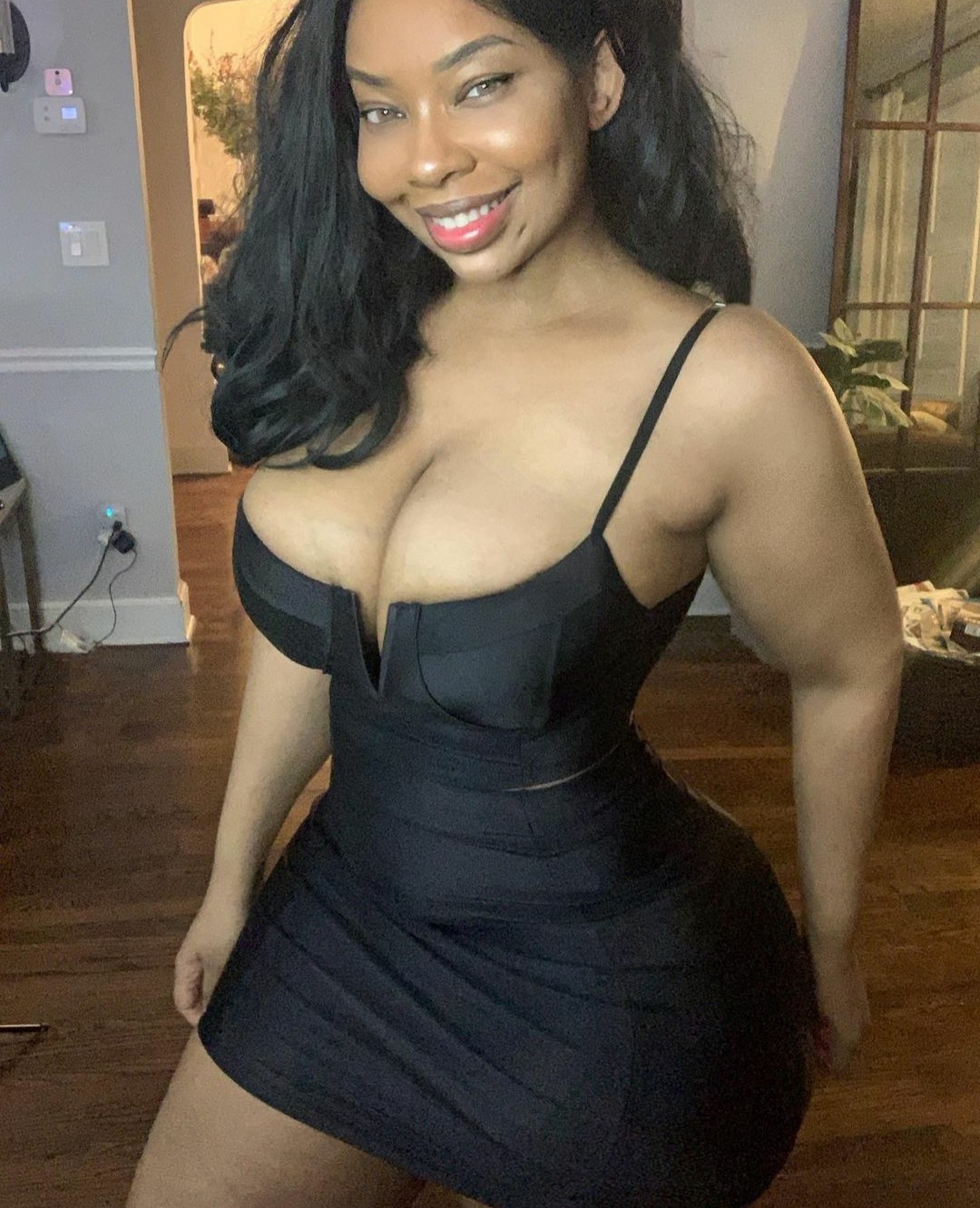 princejazziedad:DeliciouslySexy Curvy Luscious BootiDelicious Ma.. Ms Stormz&hellip;&hellip;&hellip;.❤️❤️❤️