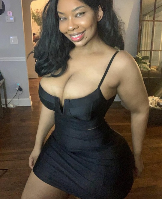 princejazziedad:DeliciouslySexy Curvy Luscious BootiDelicious Ma.. Ms Stormz&hellip;&hellip;&hellip;.❤️❤️❤️