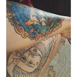 De boa hj #nauticaltattoo #oldschooltattoo #me #bomdia #legs #rain #colors