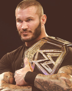 The way he holds that title! Unf!!