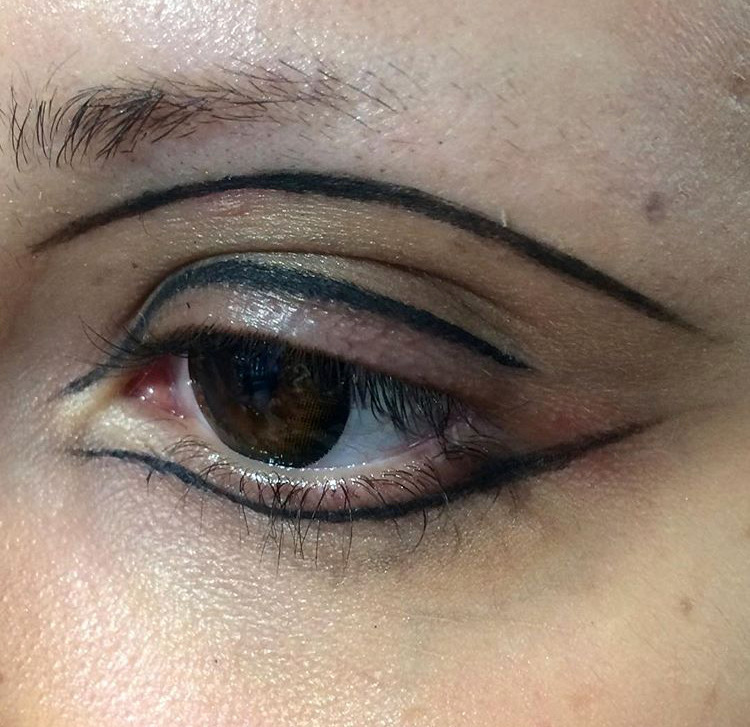 madeofwhitebone:makeup for 2020