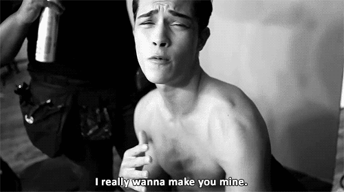 morphine-and-cigarettes:  sad black and white blog, I follow back similar
