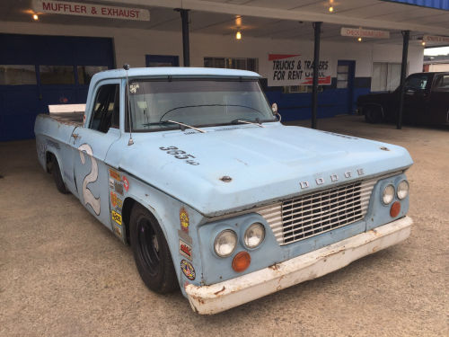 jeremylawson:  1970 Dodge D100 I stumbled across while scouring Ebay.