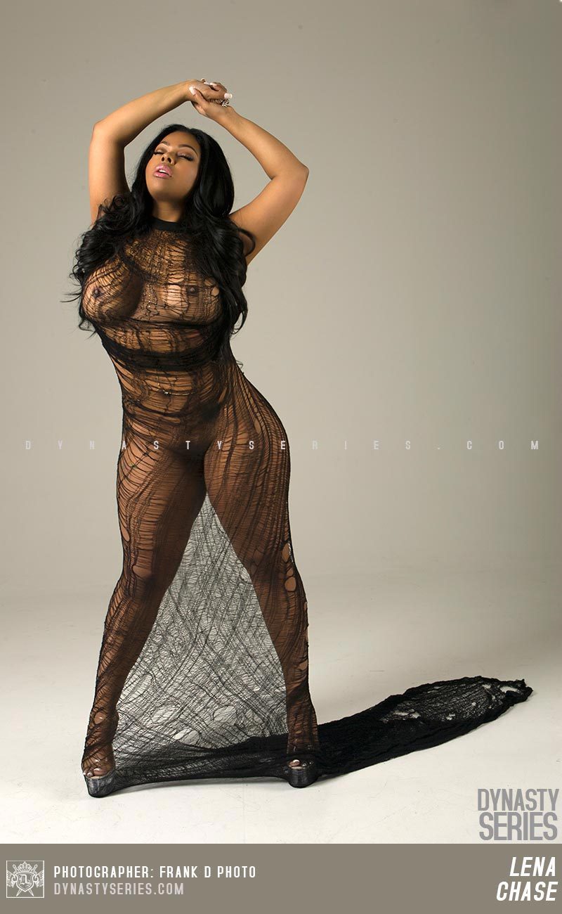 pussypiffandpalmtrees:  1sograteful:  Lena Chase aka Thick’ems  Dope 
