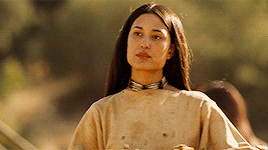 villainsinlove:But then I saw her. Those eyes. I remembered them. But to her I was only a stranger.