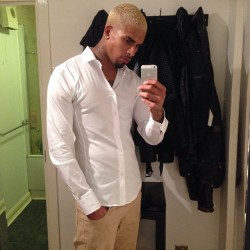 theattractiveboys:Chris Brown look alike..