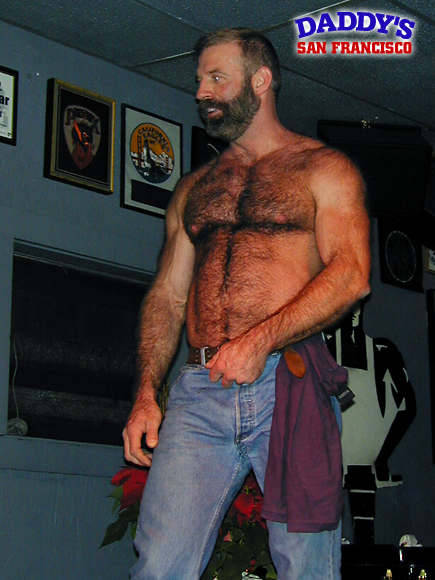 thickdaddylove:Thick Daddy Love Archive Used to go to Daddy’s all the time. It was a blast. Met Dadd