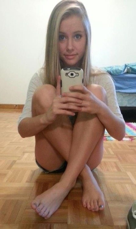 teenfeet00:  Teen Feet