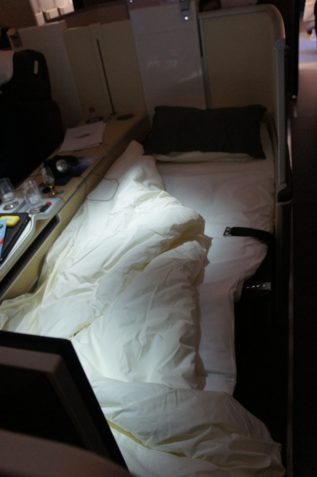 nomellamesfriki:  Primera clase de un Lufthansa Airbus 380  
