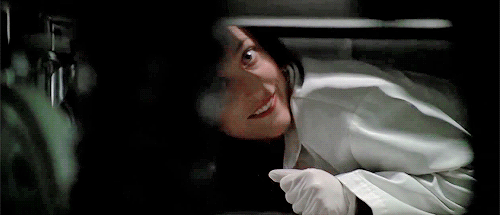 danaskulls:gillian anderson being a cupcake in txf fight the future gag reel (✿ฺ◡ฺ‿ฺ◡ฺ)