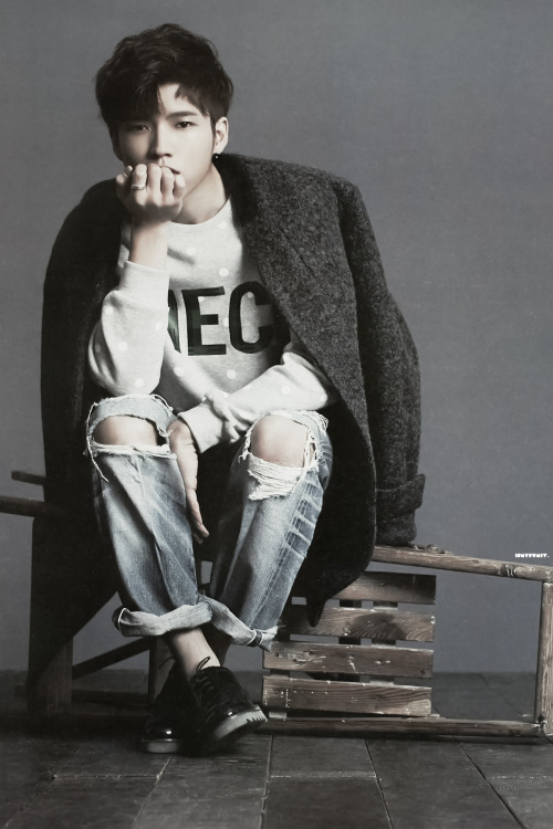 ae-dot:  INFINITE for High Cut VOL.115 (Dec 2013)© 무한대학교 | Do not edit, crop, or remove watermark. 