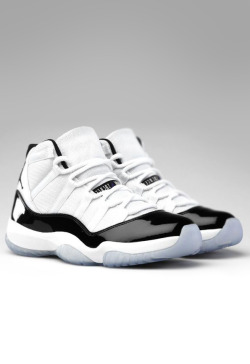 shoe-pornn:  Nike Air Jordan Concord 11’s.