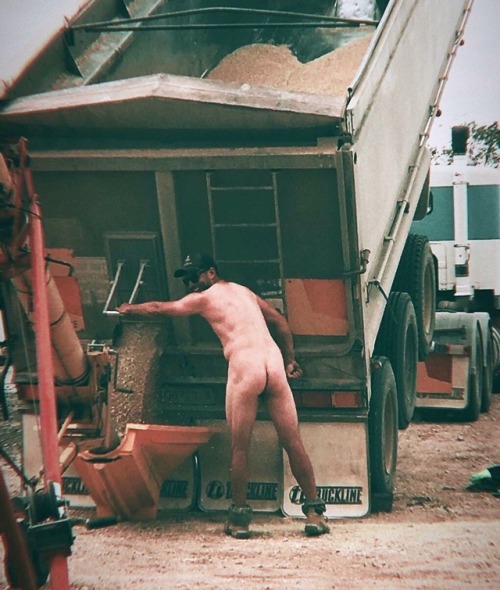 tradeaddiction: I’m keen to dump a load myself mate…