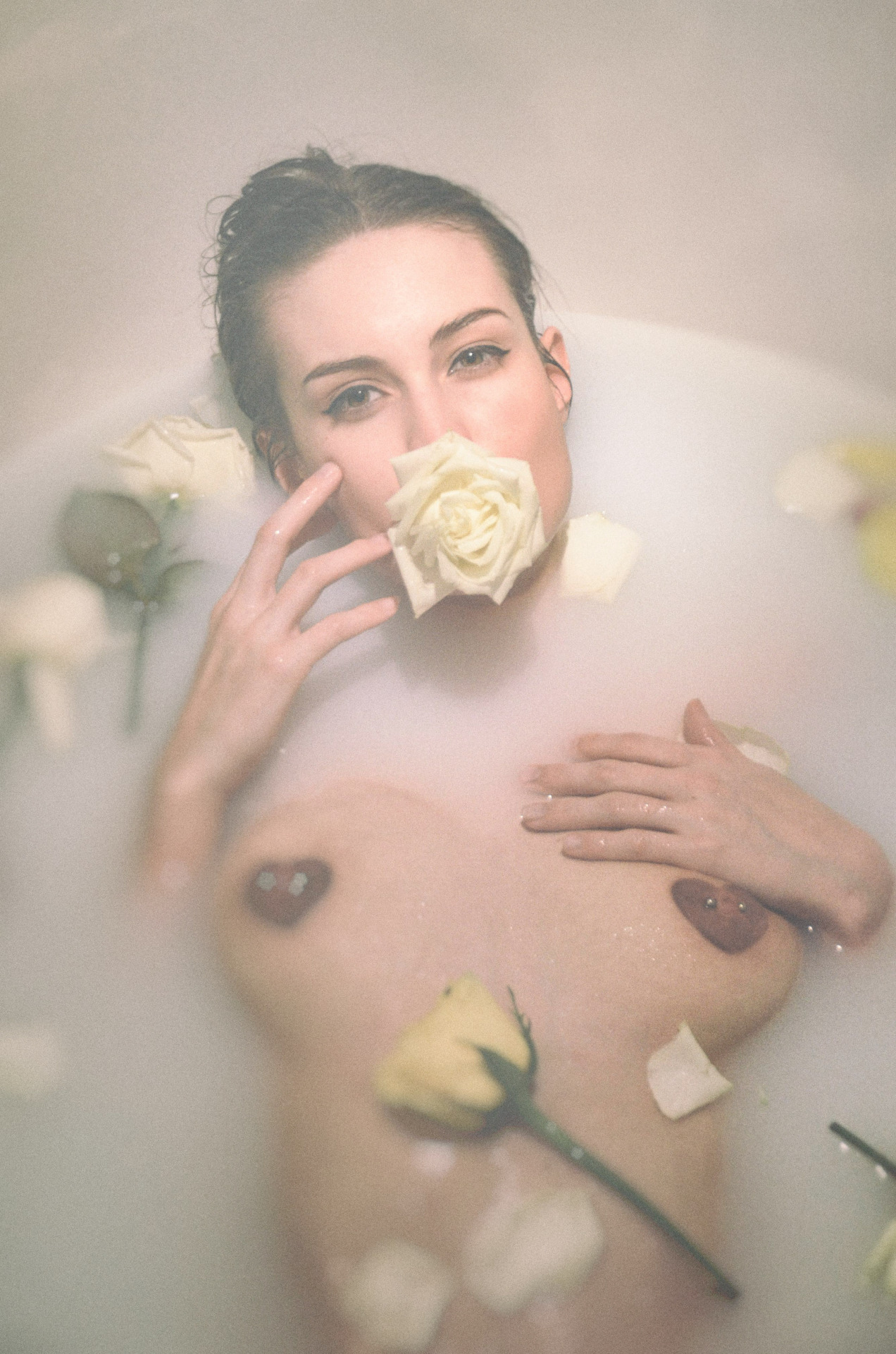 alicexblog:  ~ Milk and Flowers and Alice X ~