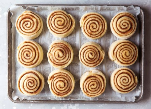 Porn foodffs:  Better Than Cinnabon Cinnamon RollsFollow photos