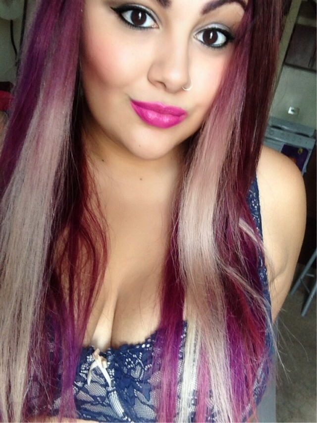 brown-chiches:  Love her tits