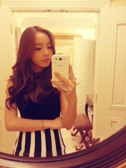 (【韓国人エロ画像】K-POPの代表格！KARAク・ハラ韓国人エロ画像50枚から) 会いたい…