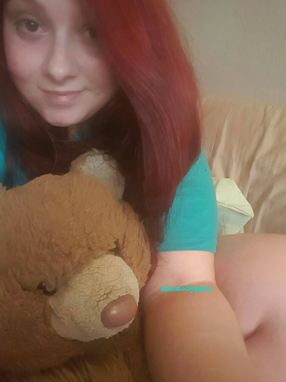 missmollypants:  Not many pictures of me lately, since I started gaining weight.
