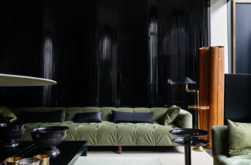 {Kind of love the dark, masculine glam in this rentable New York townhouse.}H&H is on Pinterest