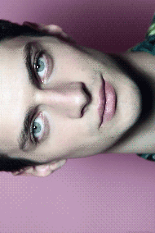 strangeforeignbeauty:  Matthew Bell 