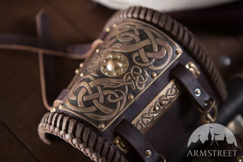 Embossed Leather Bracer Arm Guard pair by armstreet