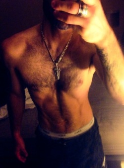 sexy-uredoinitright:  My mirror was clean so I had to document it… hi guys!   Hot