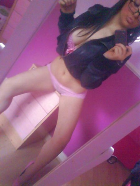 chavhumiliation:  Chav selfies