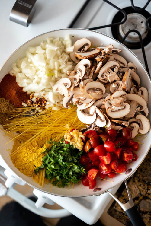 One-Pot Mushroom SpaghettiPin it for later