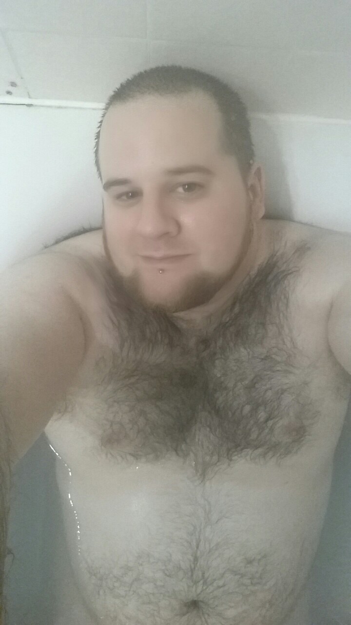 punkcub101:Soggy Sunday - cub in a tub.  Confidence is coming back after losing some