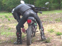 iamsatanssoldier:  bikerboot:  Woof!  Lean sexy machine 