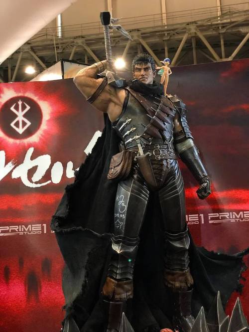 cvltofthepopcvlture:  Guts, the Black Swordsman (Berserk) 1/3 scale statue by Prime 1 Studio What an