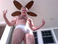 gltbears:  nh-life:  Beautiful NH morning.  Like my hat?  a Blade Runner  Uallllllllllllllllllll&hellip;que delíciaaaaaaaaaaaaaaaaaaaa