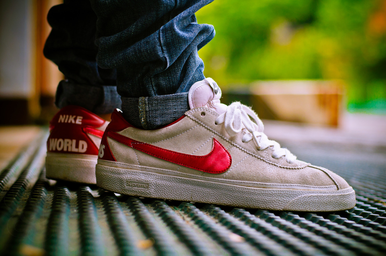 nike bruin low sb supreme