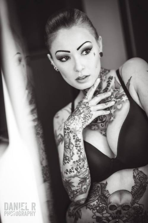  Vicky Vamp 