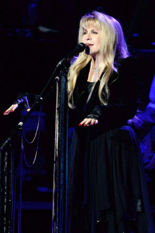 crystallineknowledge:Fleetwood Mac Live, Madison Square Garden - April 8, 2013.