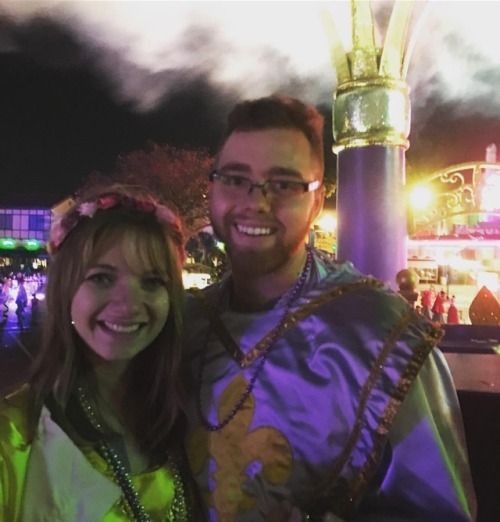 Had so much fun riding the #mardigras riverboat float last night! #universalorlando #uoap (at Univer