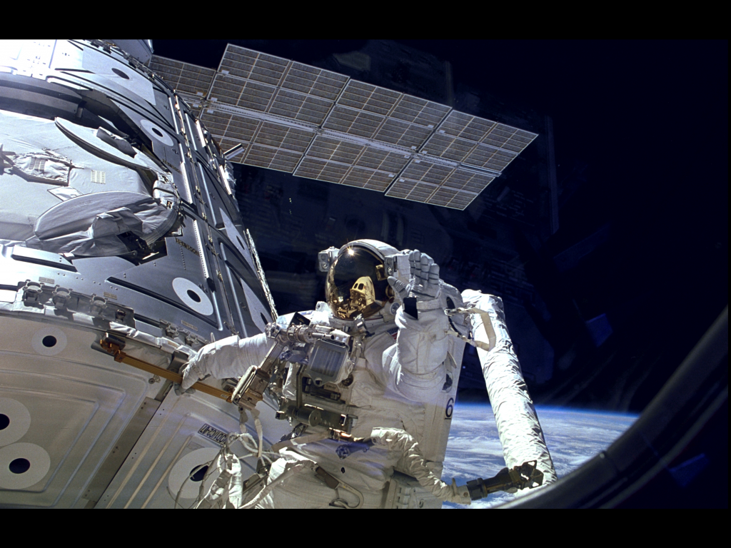 8bitfuture:  The ISS celebrated 15 years in orbit this week. Astronaut James H. Newman