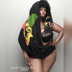 #Throwback  From @Avaloncreativearts  Beauty And Pride With Model Bella Raye @Plusmod_Bella_Raye