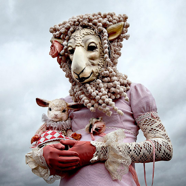 lustik:  Post-Mortem Fairy Tales by Mothmeister. Etsy shop  