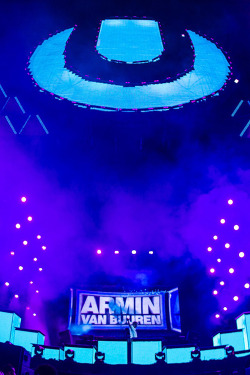 rave-republic:  Armin @ UMF by Unknown Source