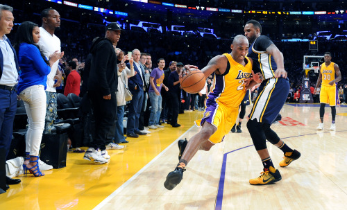 “Mamba out”Photos by Los Angeles Times