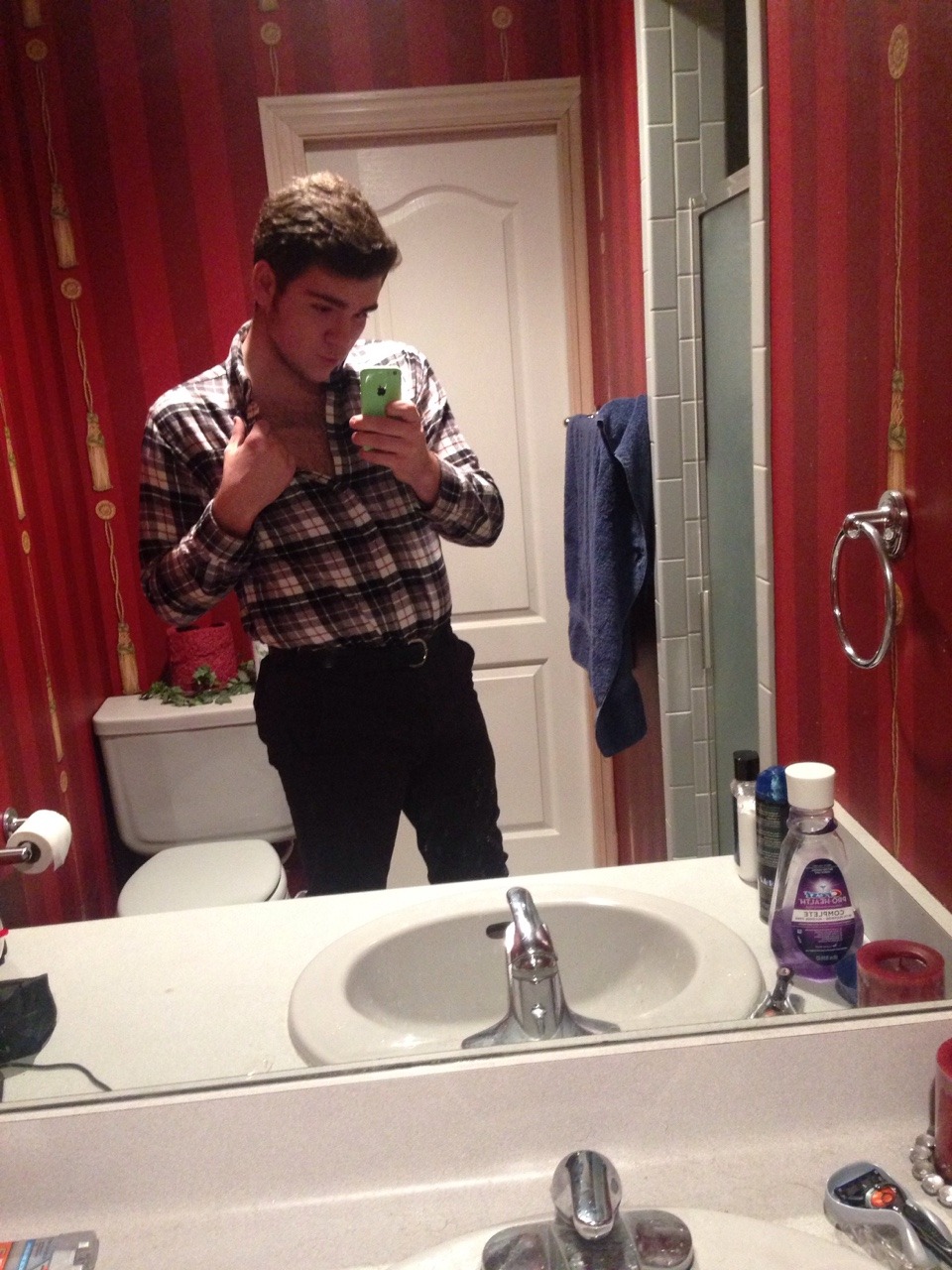 quincyswonderland:  All I’m missing is a beard 