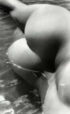 Erotic Black N White